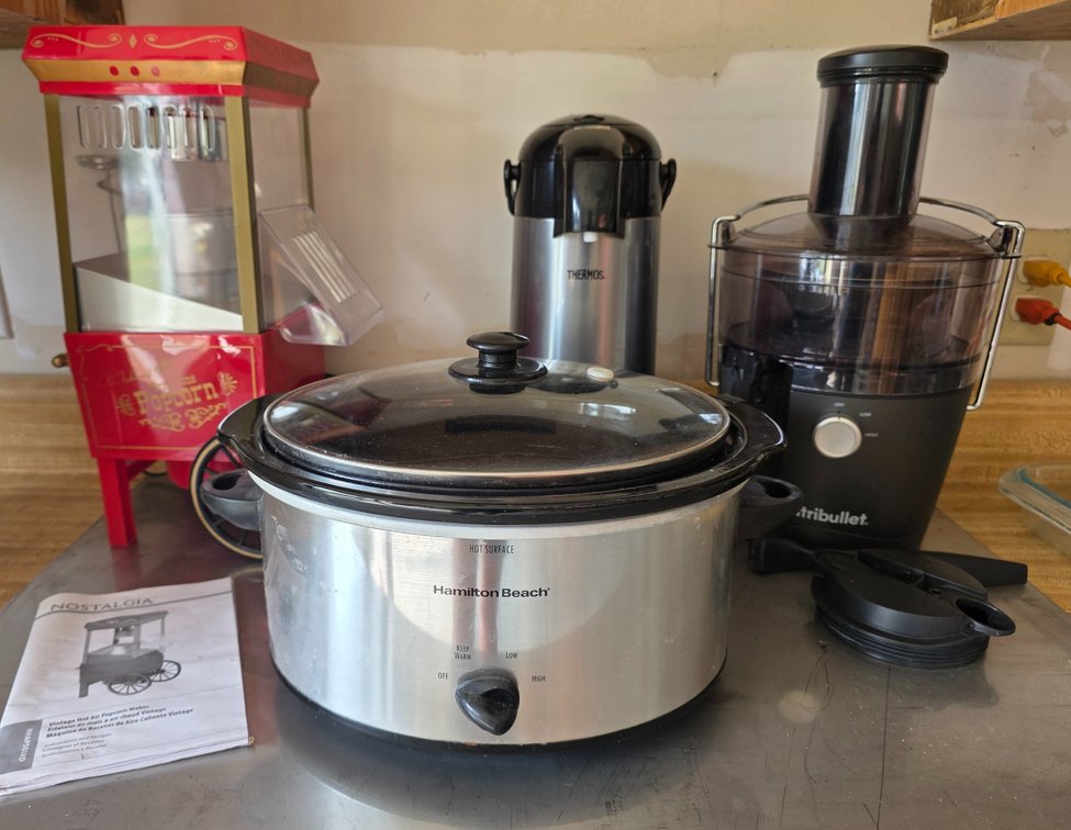 Hamilton Beach Crockpot, Nutribullet, Nostalgia Air Popper & More (LPO)
