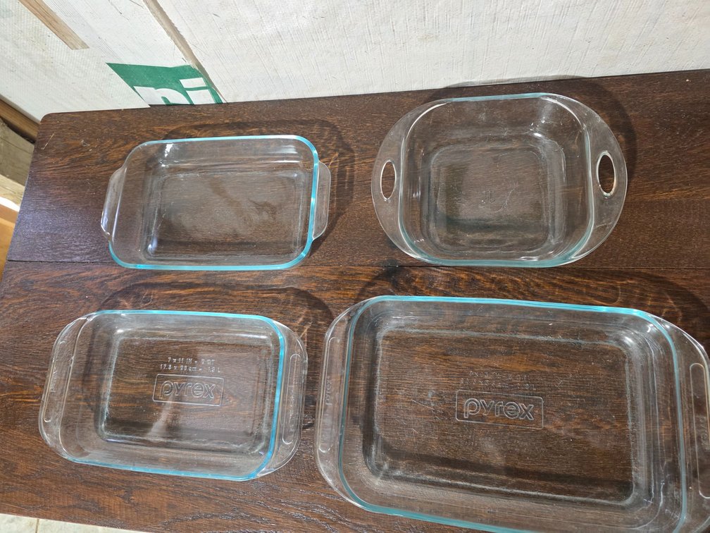 (3) Pyrex Casserole Dishes & (1) Anchor Hocking Baking Dish