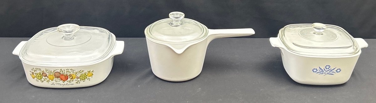(2) Corning Casserole Dishes w/Lids & 1-Qt. Cook and Pour