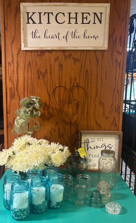 Kitchen Picture, Flower Basket, Quart Ball Jars & More (LPO)