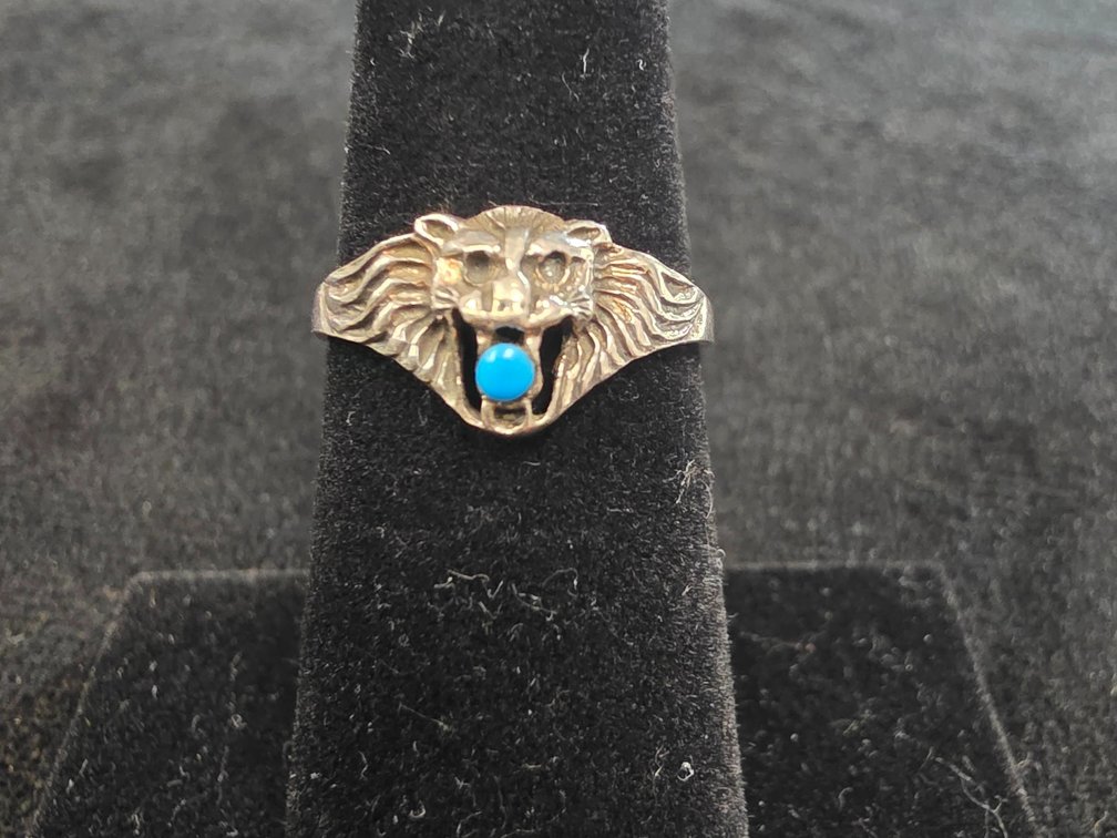 Lions Head Ring w/Turquoise Stone (Marked Sterling Silver)
