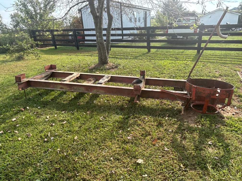A water tank wagon frame carrier