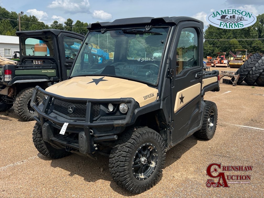 2022 John Deere 835M Gator