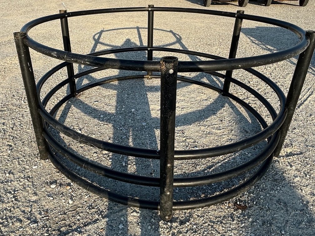 HAY RING