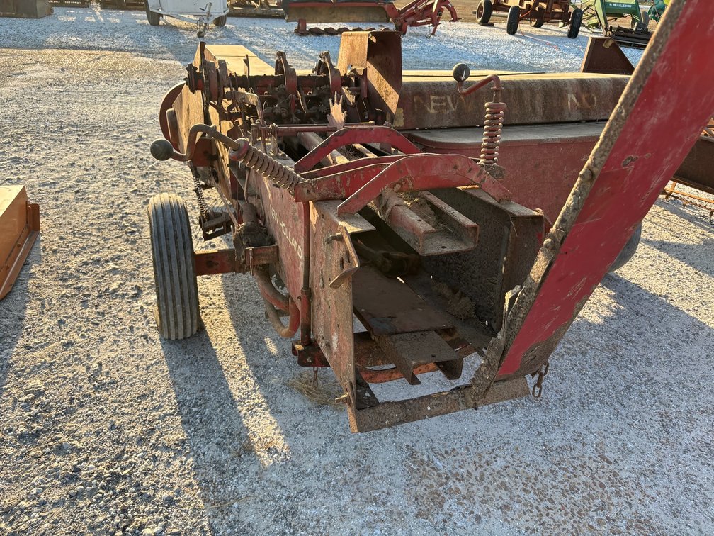 3PT Hitch Hayliner 173 Square Baler