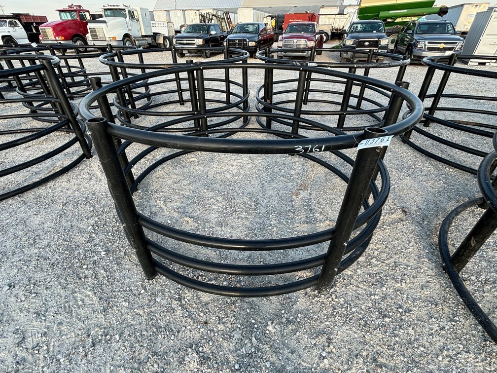 Hay Ring