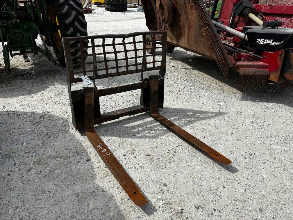 SKID STEER FORKS