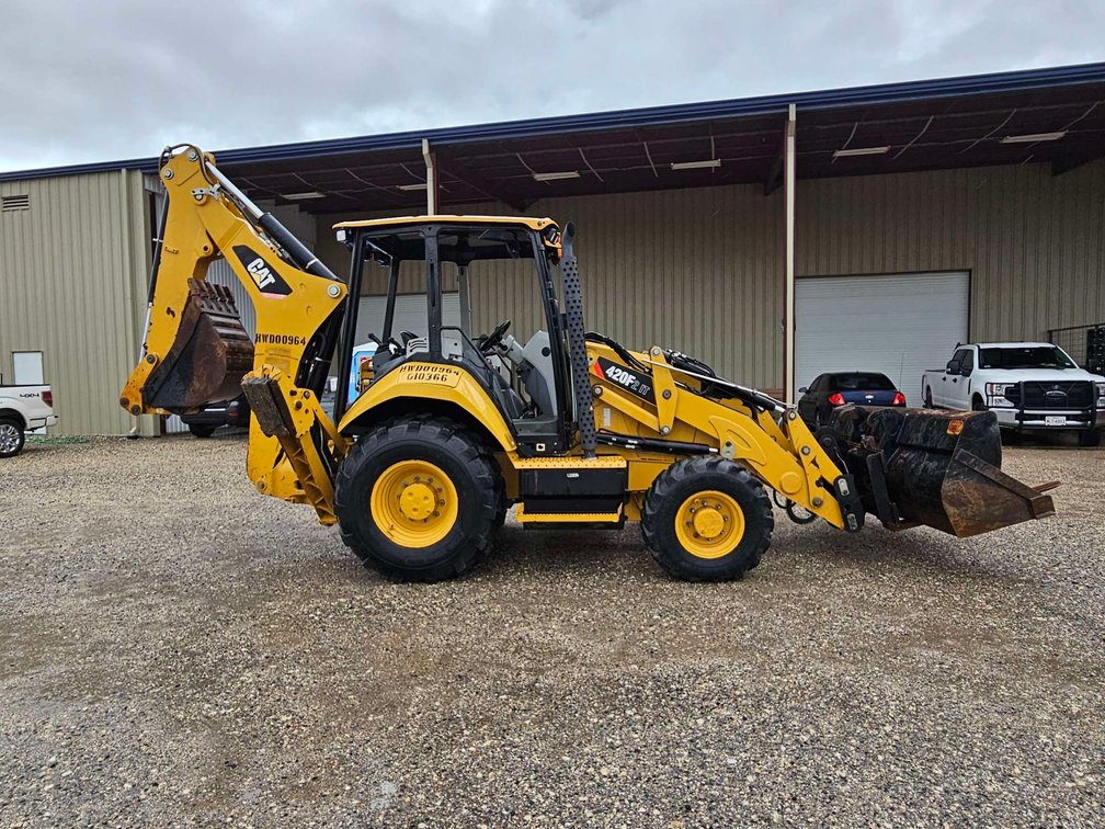 Caterpillar 420F2IT