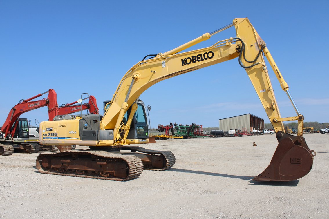 Kobelco SK260 Excavator