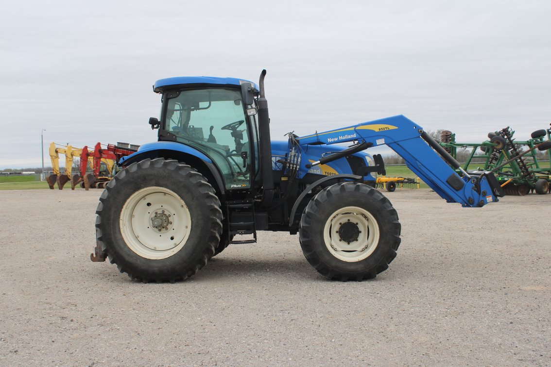 New Holland Tractor