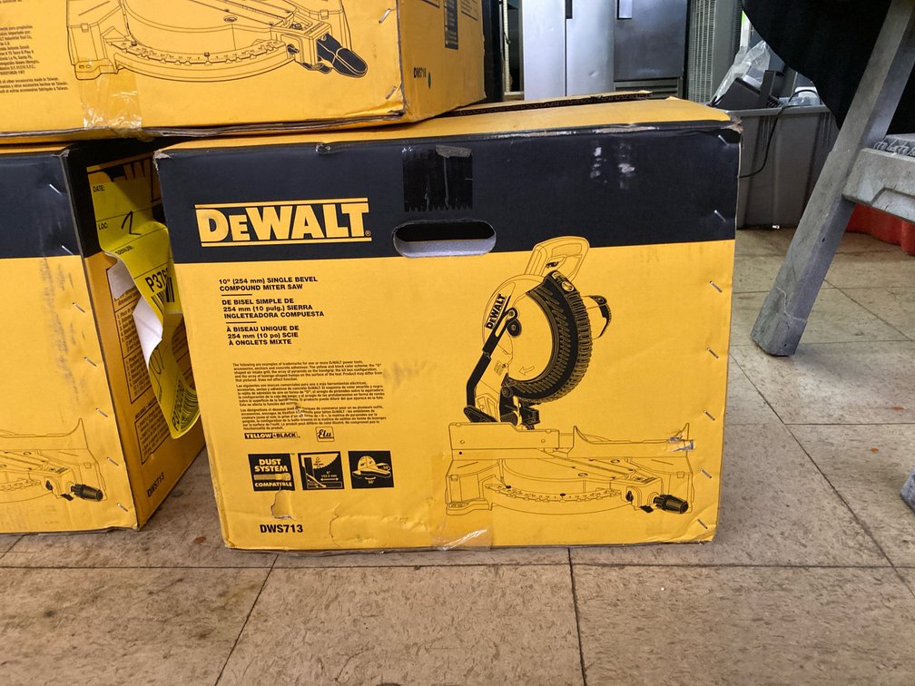 Dewalt 10" single bevel compound miter saw 
