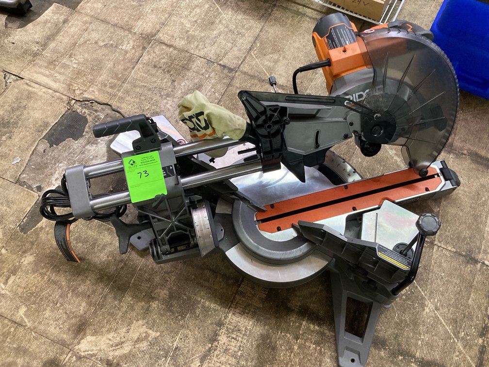 Rigid 12" sliding compound miter saw