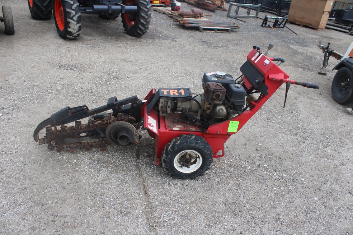 Barreto Walk-Behind Trencher