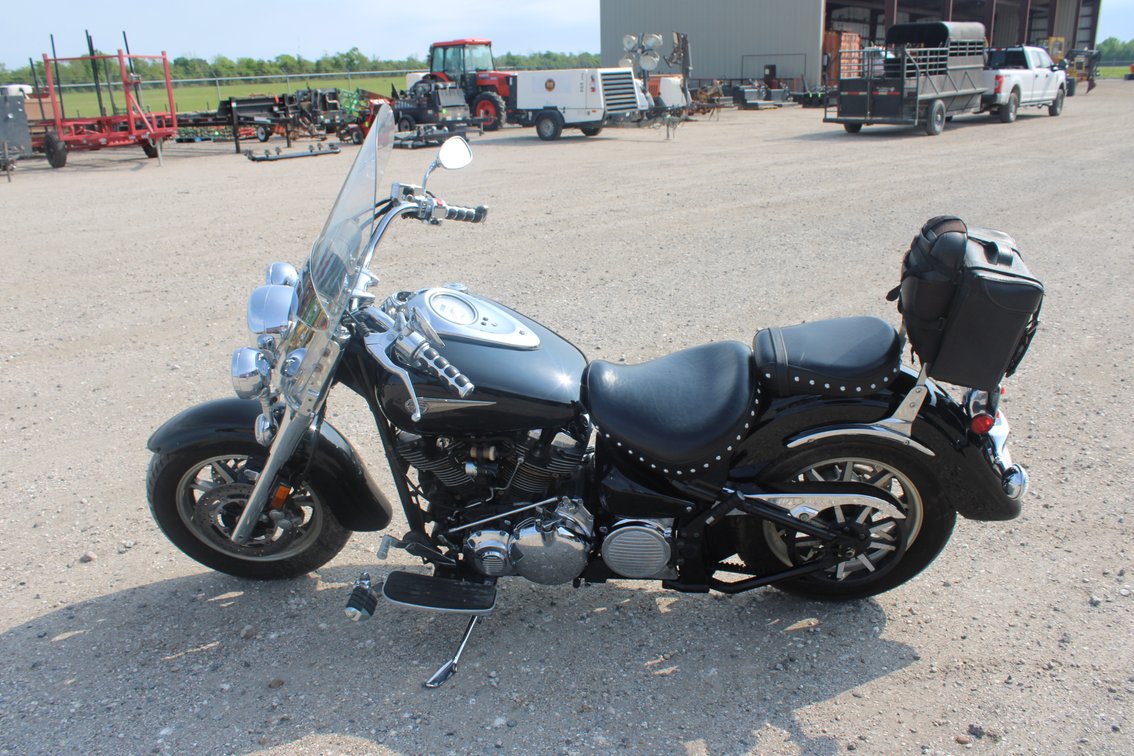 Yamaha XV1700 Motorcycle