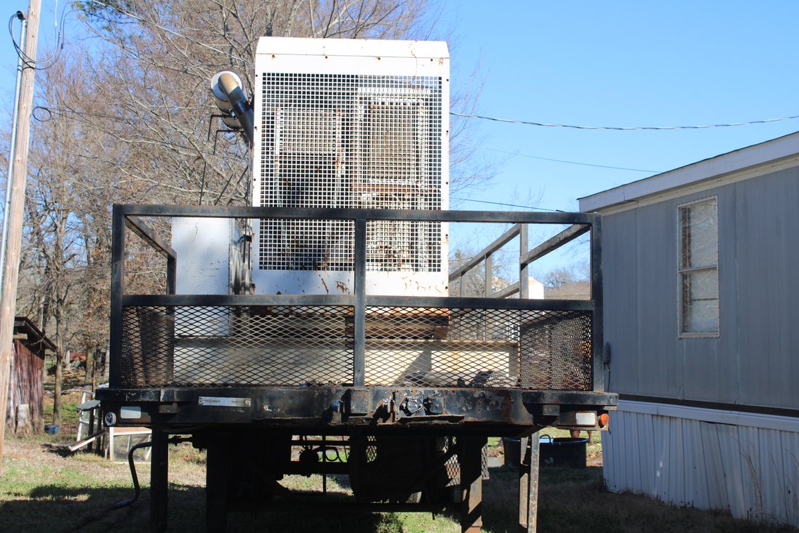 2000 Butterwork 10550 Mounted Blaster Trailer  (Located in Ashdown, AR)