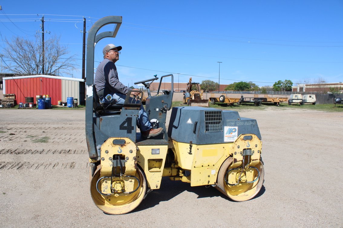 1998 BOMAG BW12AD-3 Tandem Roller