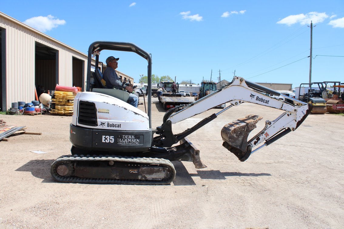 2011 BOBCAT E35-1 MINI