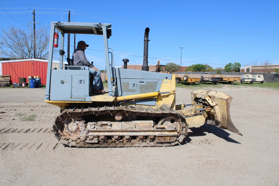 1998 KOMATSU D38E-1 Dozer