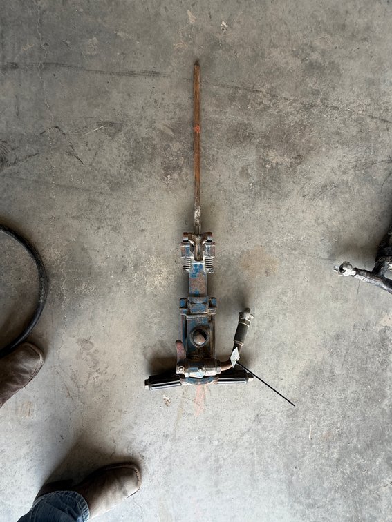 Pneumatic Hammer