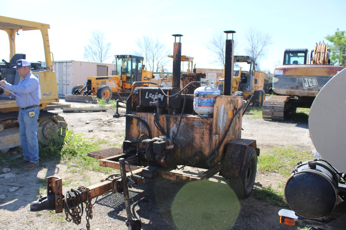 2002 LEEBOY 250T