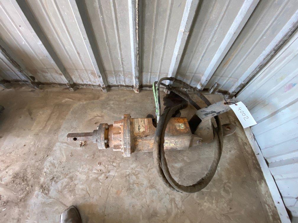 Rhino Hydraulic Auger