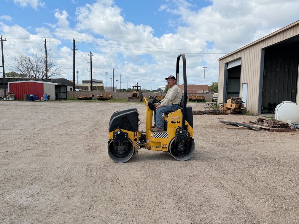 2015 MULTIQUIP AR14H VIBRATORY Tandem Roller