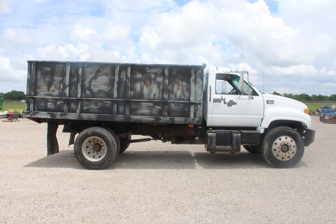 1998 GMC C6500 Dump Truck