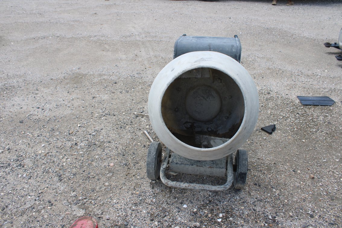 Cement Mixer