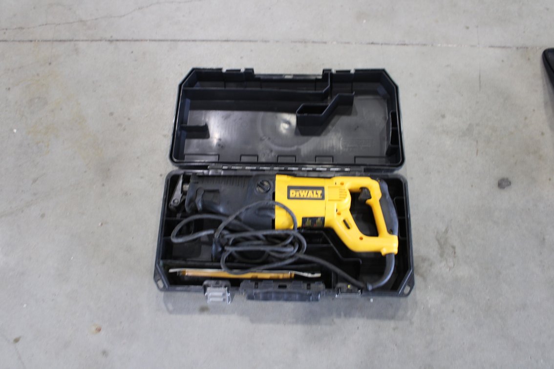 Dewalt Variable Speed Reciprocating Saw