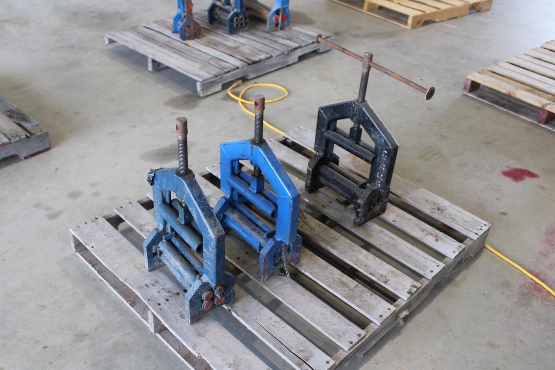 (3) Mustang Squeeze Tools