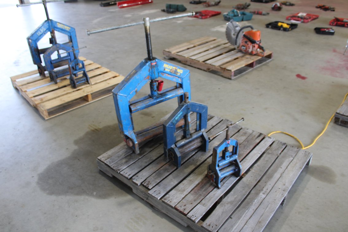 (3) Mustang Squeeze Tools - Various Sizes