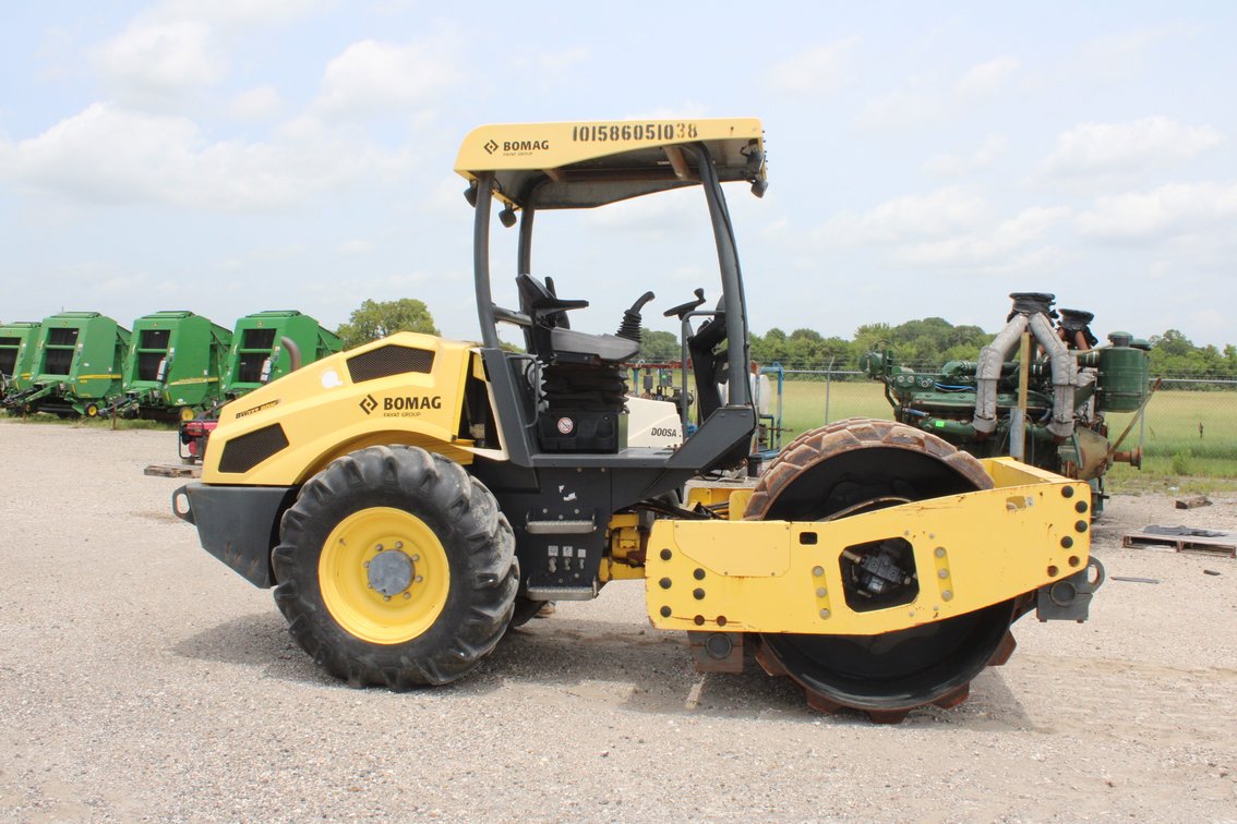 2015 Bomag BW177PDH-5 Single Drum Vibratory Sheepfoot Roller