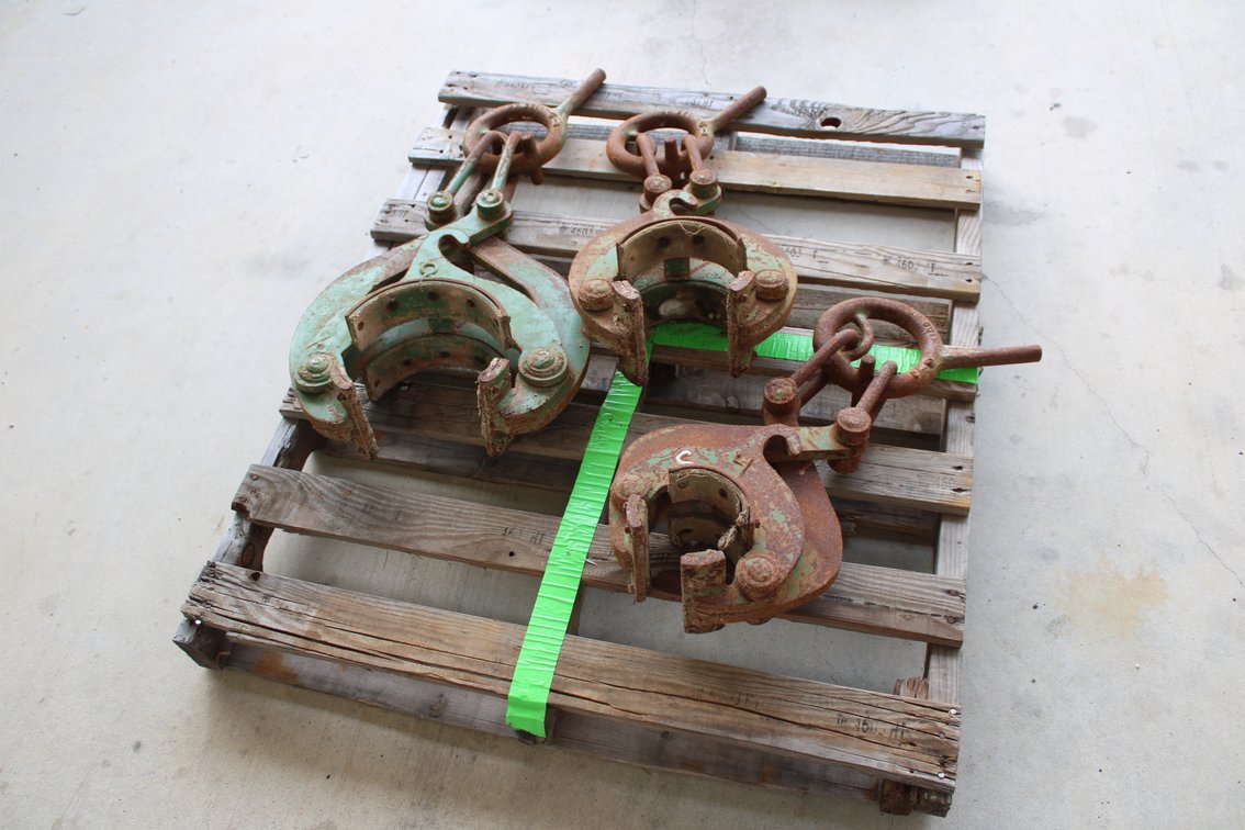 (3) Pipe Tongs - 4"- 6"- 8"