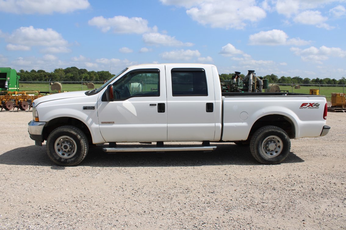 2004 Ford F-250 Pickup Truck