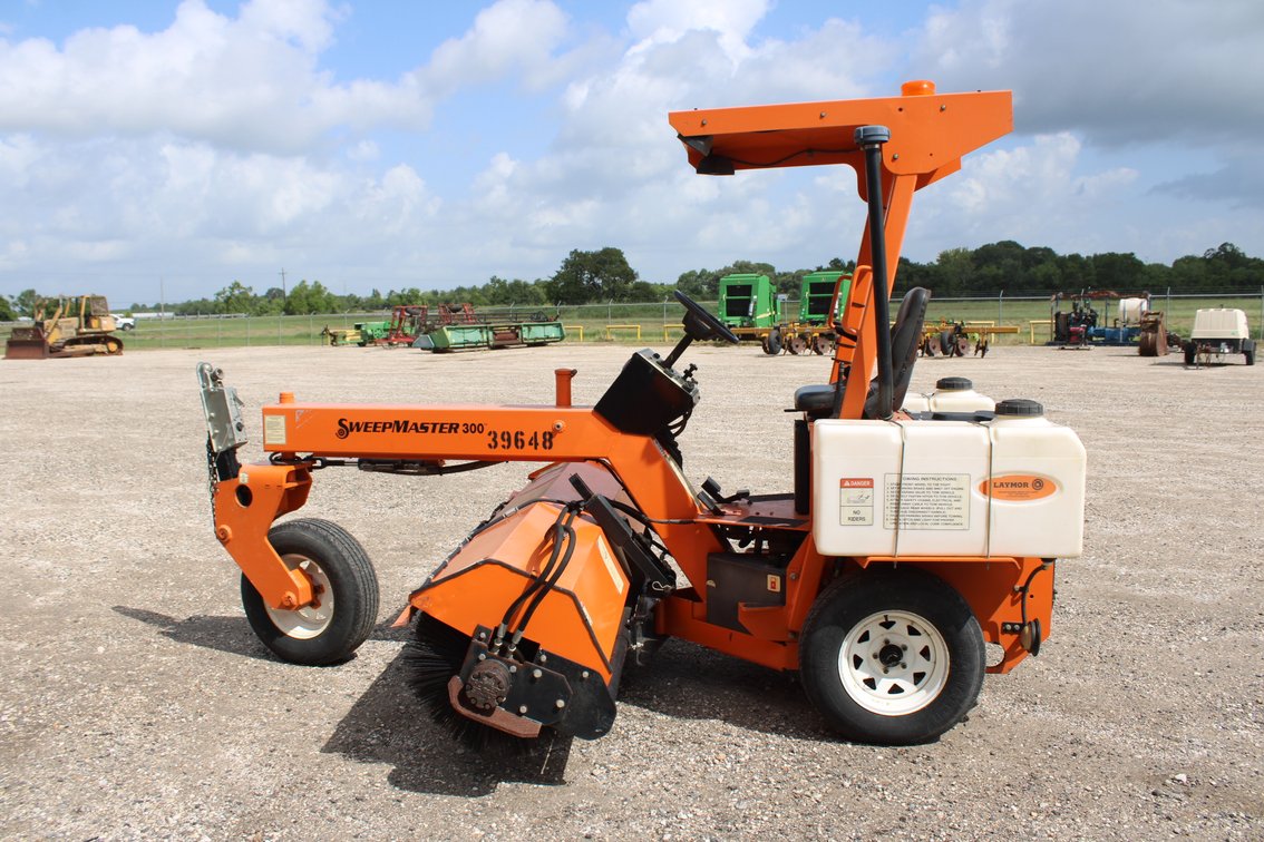 Laymor SweepMaster 300