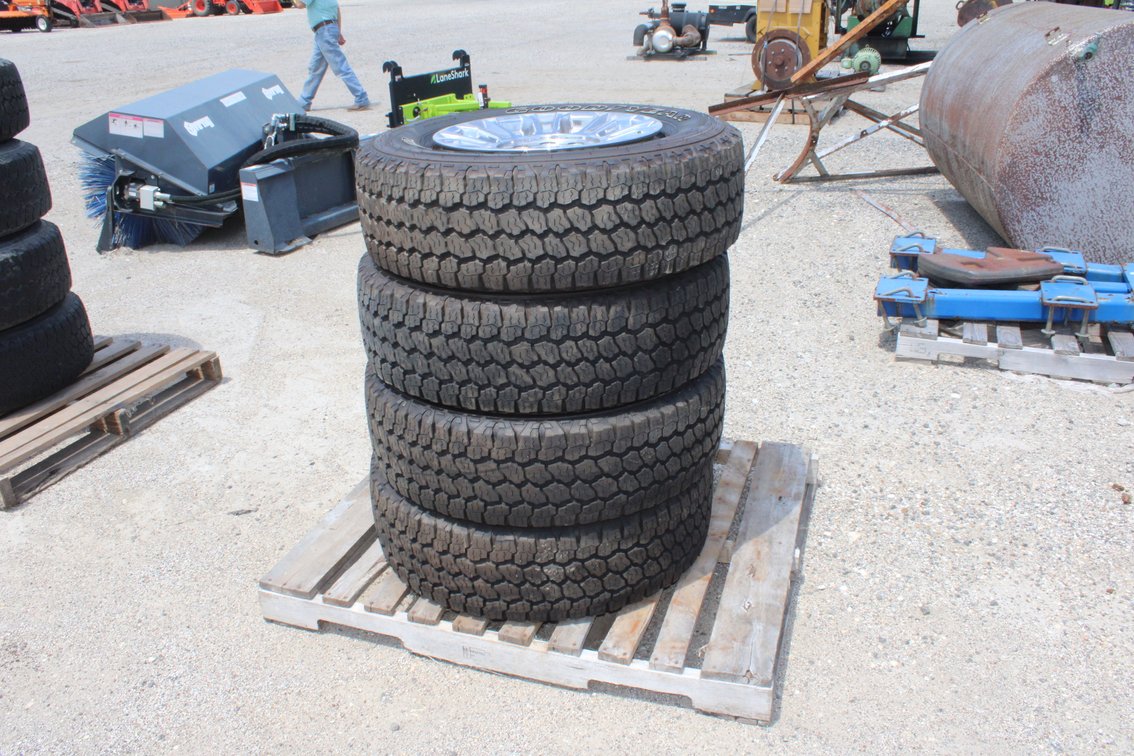 4 Rims with Tires