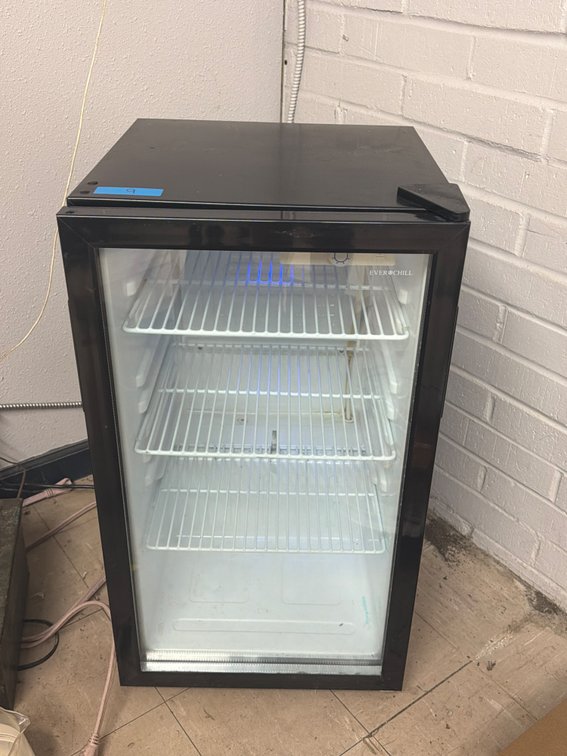 Wine refrigerator