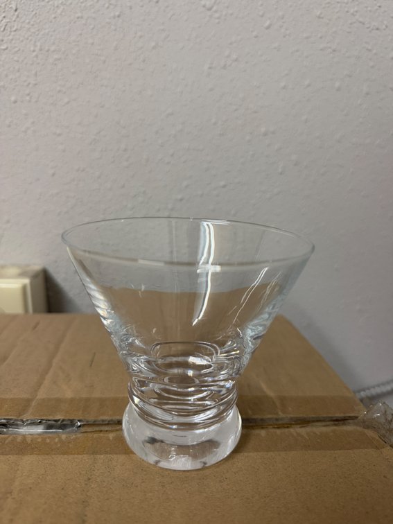 Footed martini glasses (35)