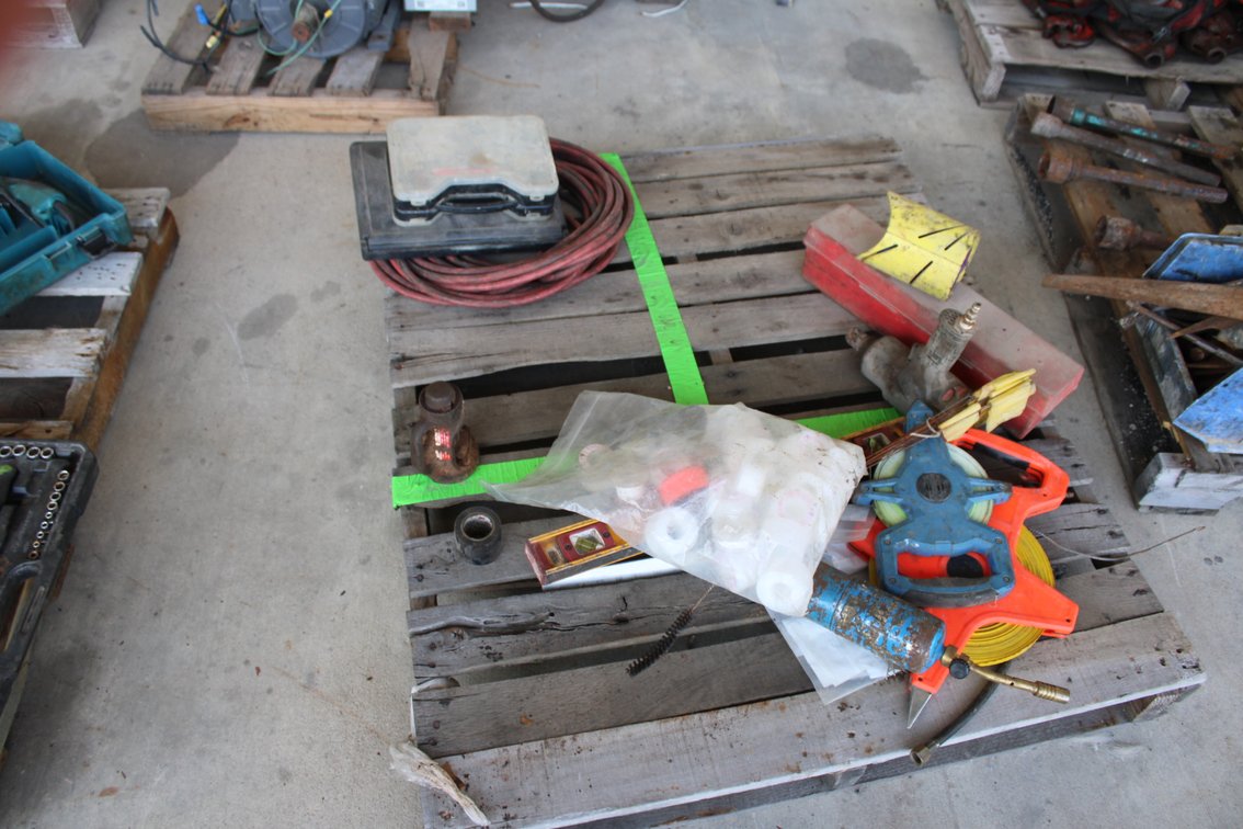 Pallet of Misc Tools