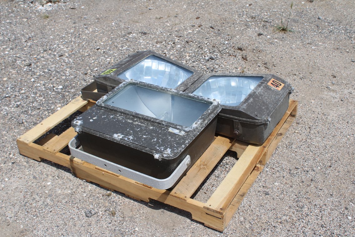 Pallet of Flood Lights