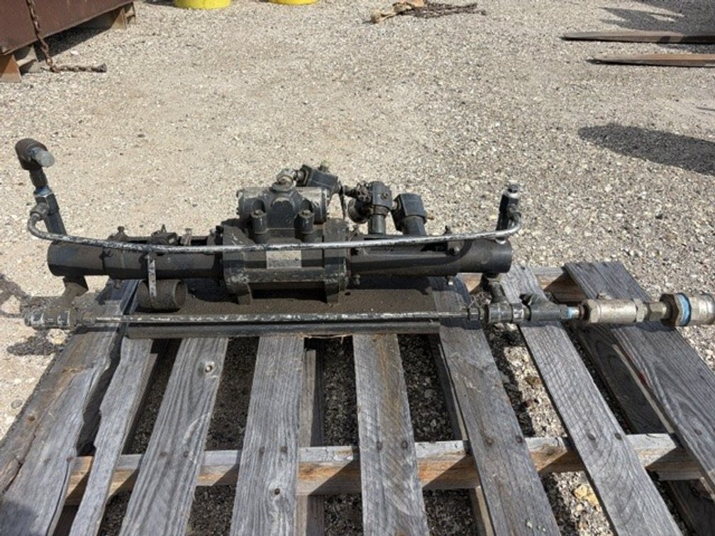 Macfarland 2400 psi High Pressure Pneumatic Pump