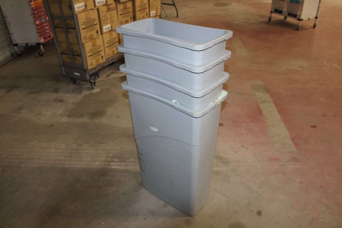 (4) Trash Cans