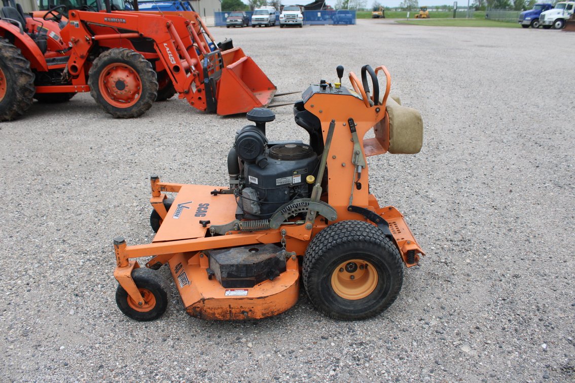Skag V-Ride Mower