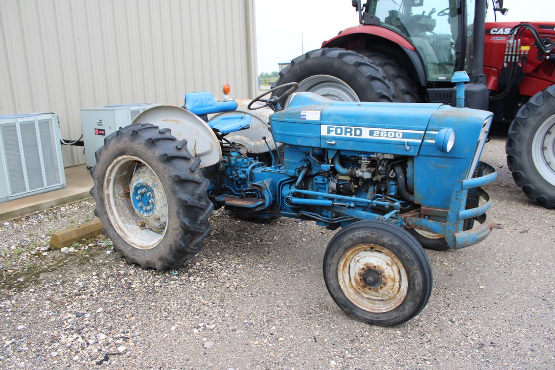 Ford 2600 Tractor