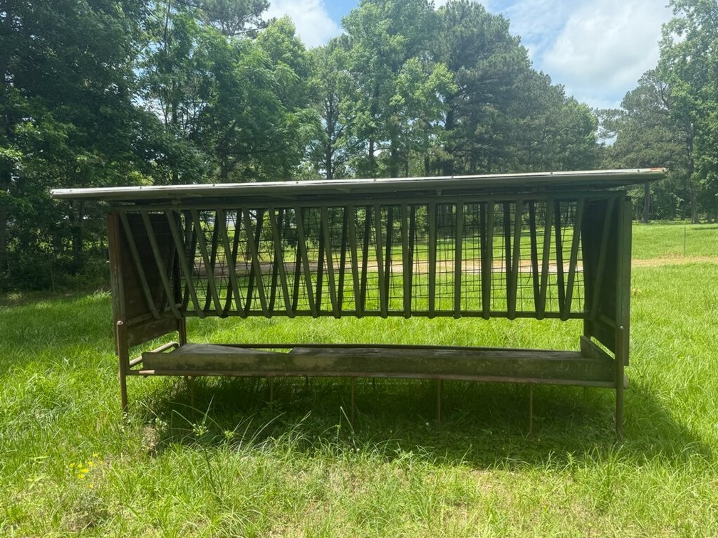 Bunk Feeder