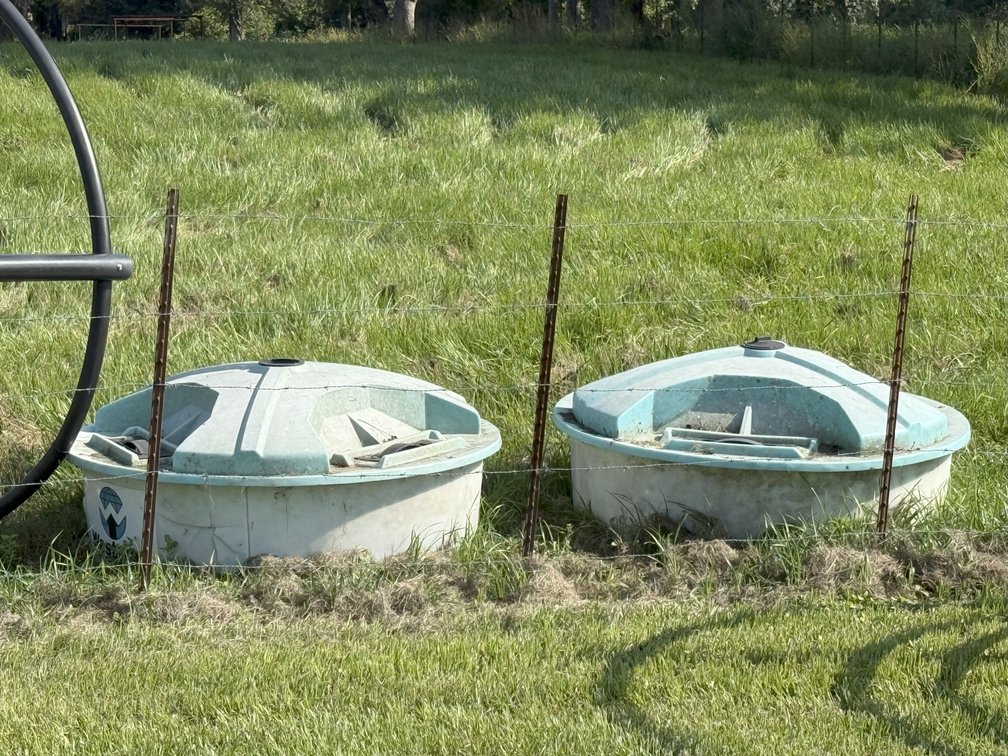 (3) Lick Tubs, 6 Hay Rings, and 6 Extra Rings