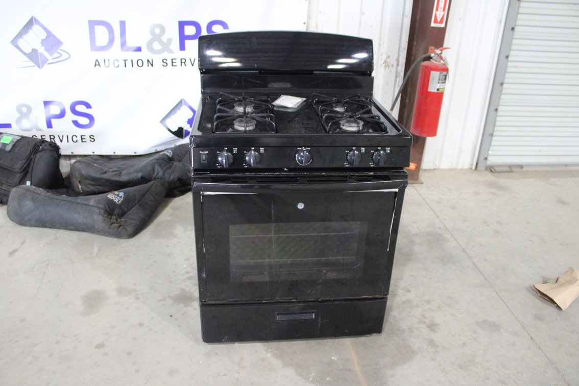 GE Freestanding Gas Range