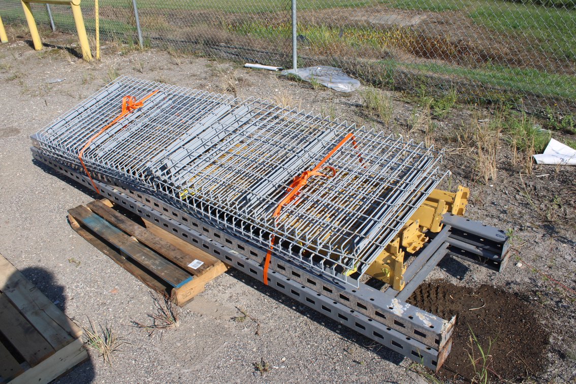 Pallet Racks - Single - 8'