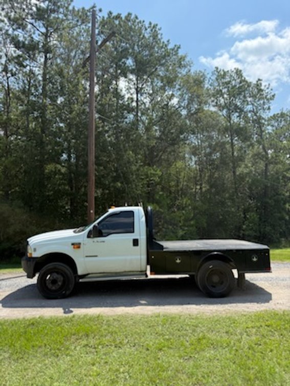 2002 Ford F550