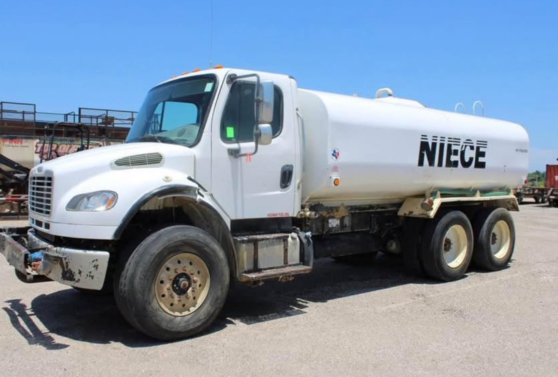 2019 Freightliner Water Truck